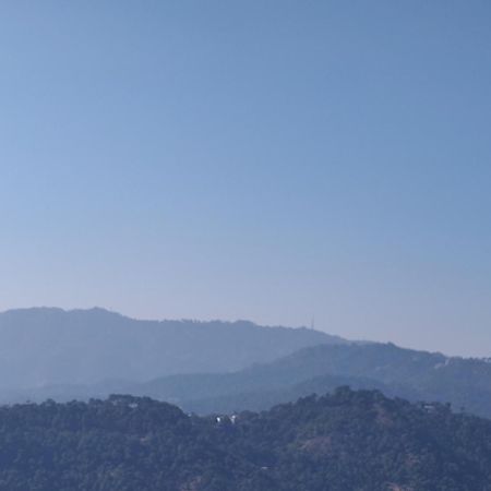 Hotel Le Halcyon , Kasauli Solan Exteriör bild
