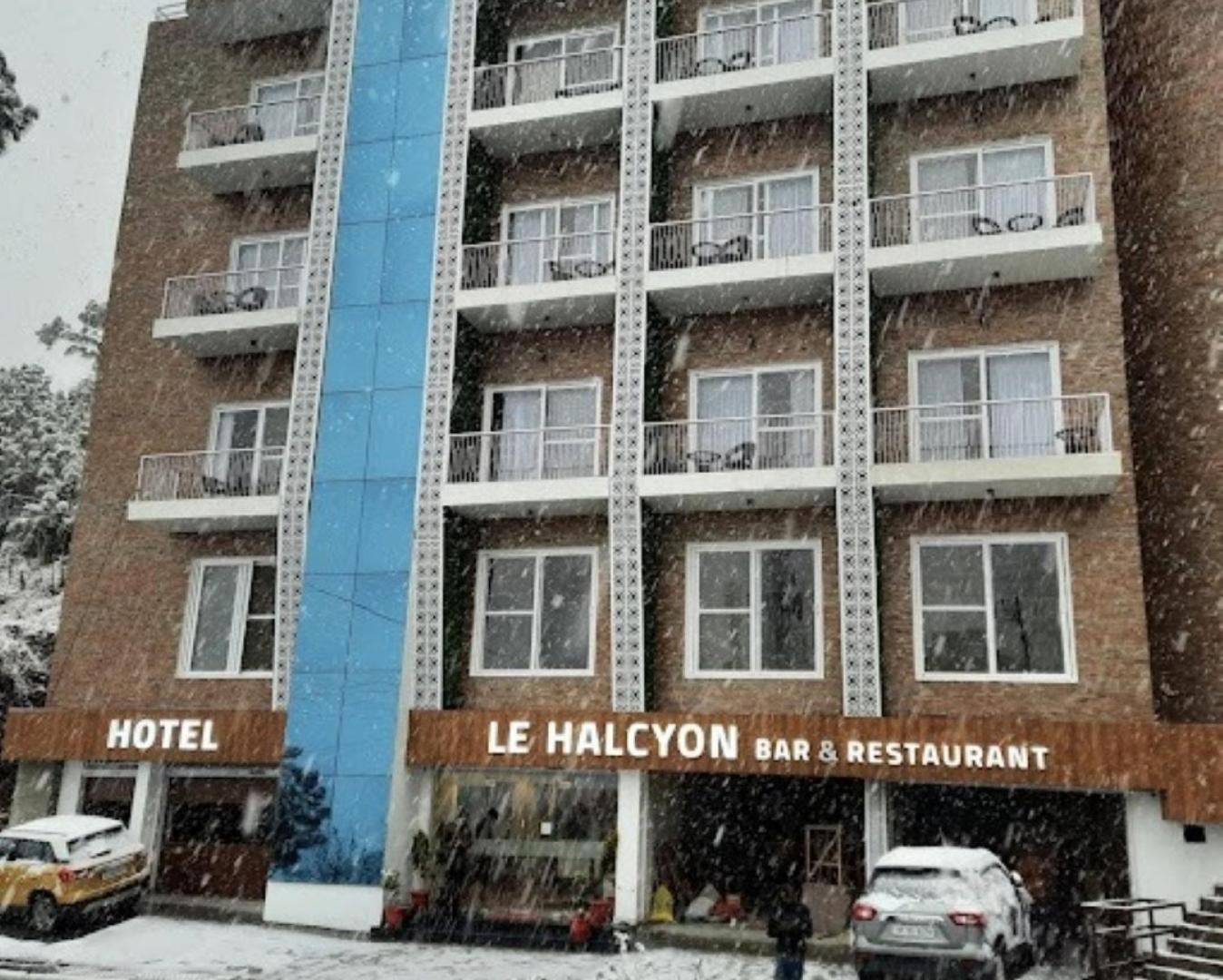Hotel Le Halcyon , Kasauli Solan Exteriör bild